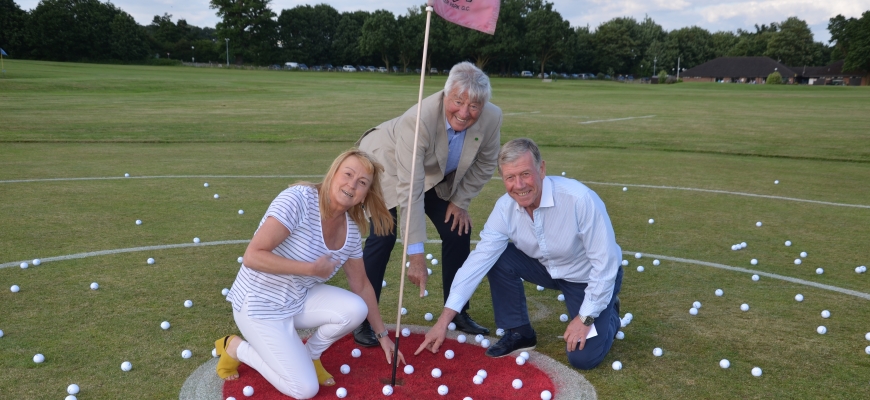 April Wickens, Muff Murfin and Hamilton Bland with the winning golf balls from last year’s event.